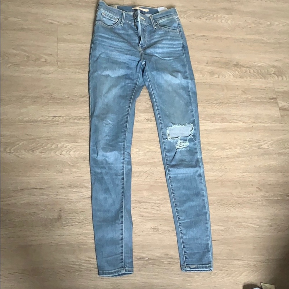 Levi’s high rise skinny jeans